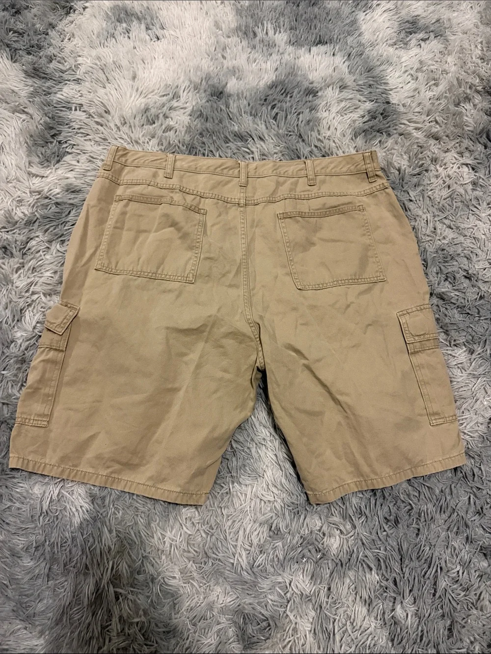 Wrangler cargo shorts size 40